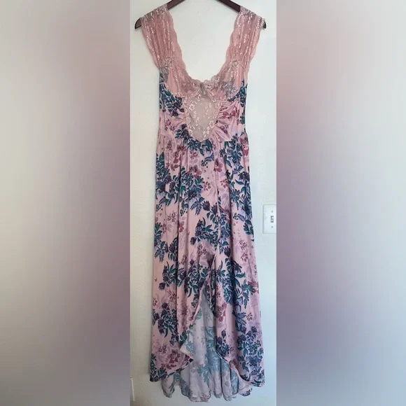 green floral print maxi dress Umgee Floral Print Tiered Maxi Dress in Green Mix S